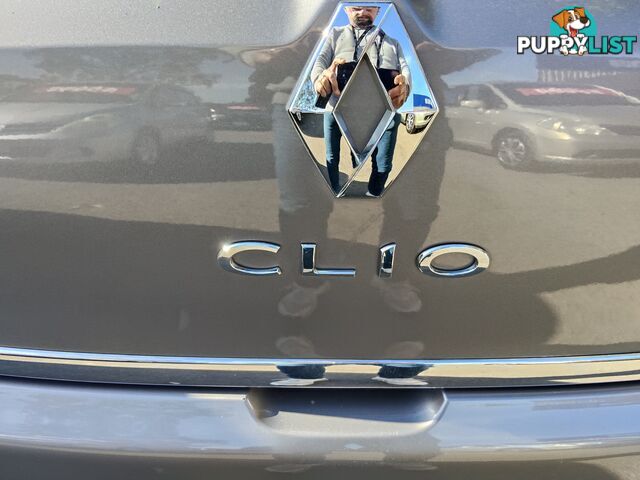2014 Renault Clio EXPRESSION Hatchback Automatic
