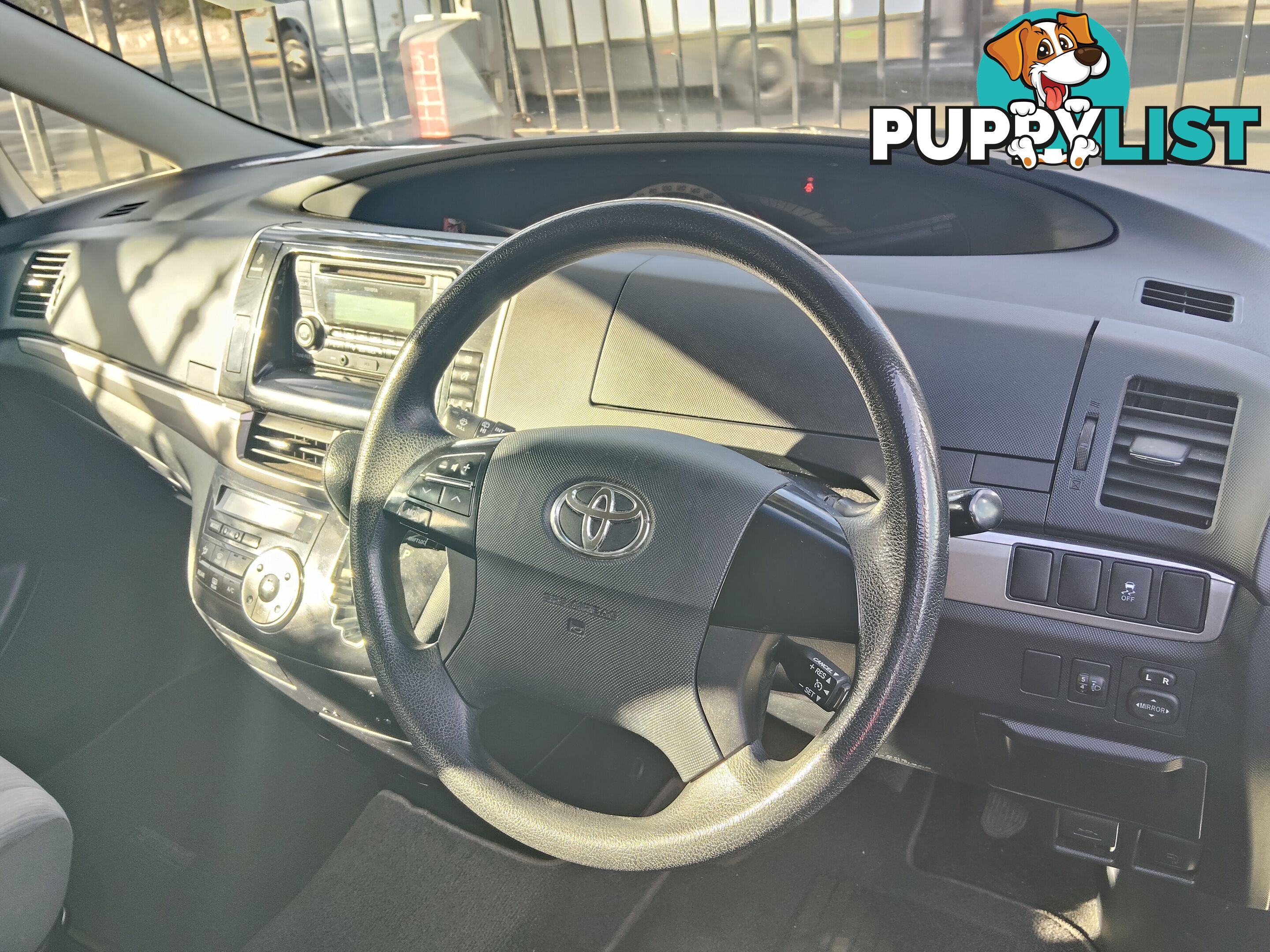 2013 TOYOTA TARAGO GLI  MY13 AUTOMATIC PEOPLE MOVER  