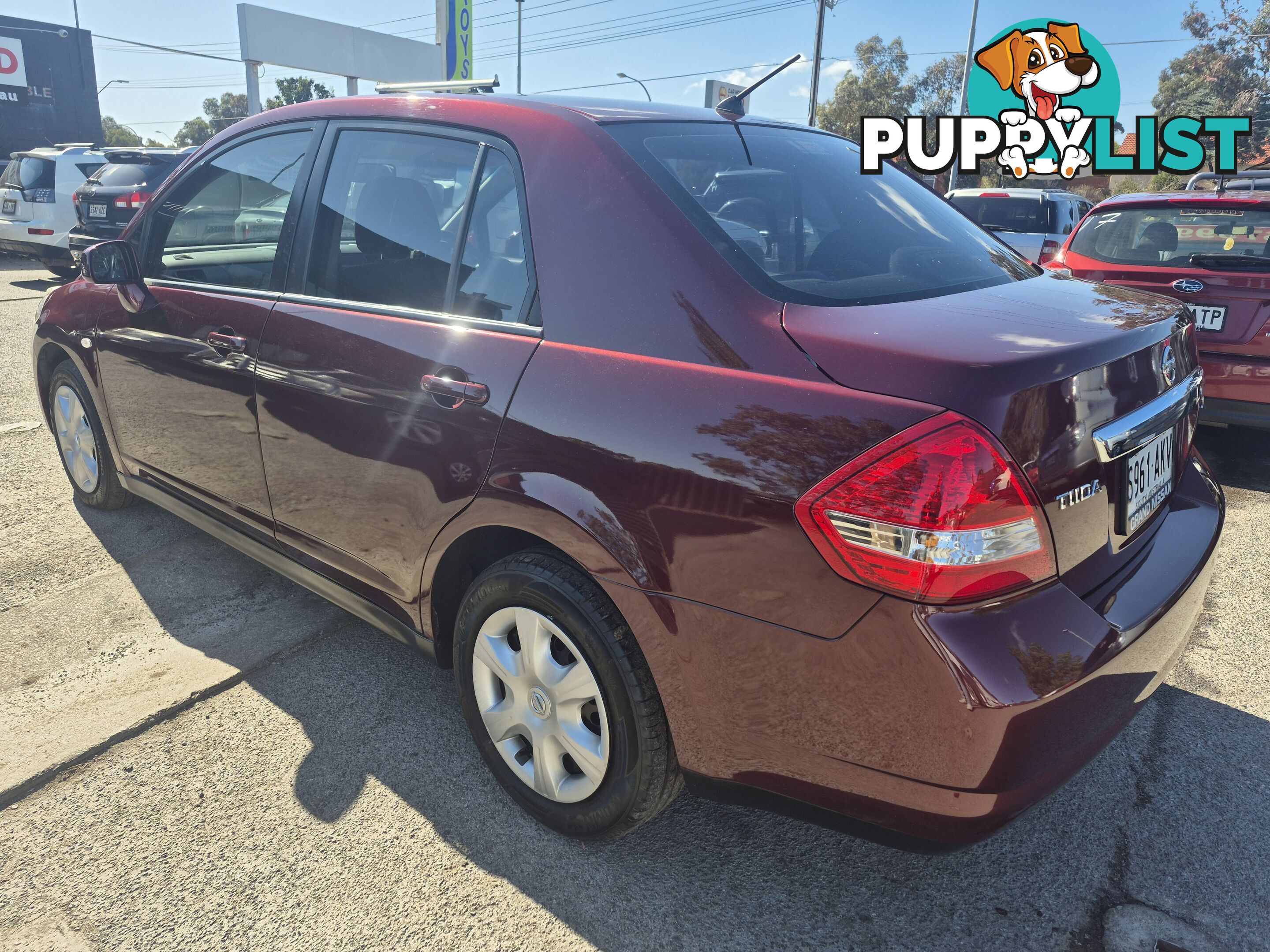 2011 Nissan Tiida ST Sedan Automatic