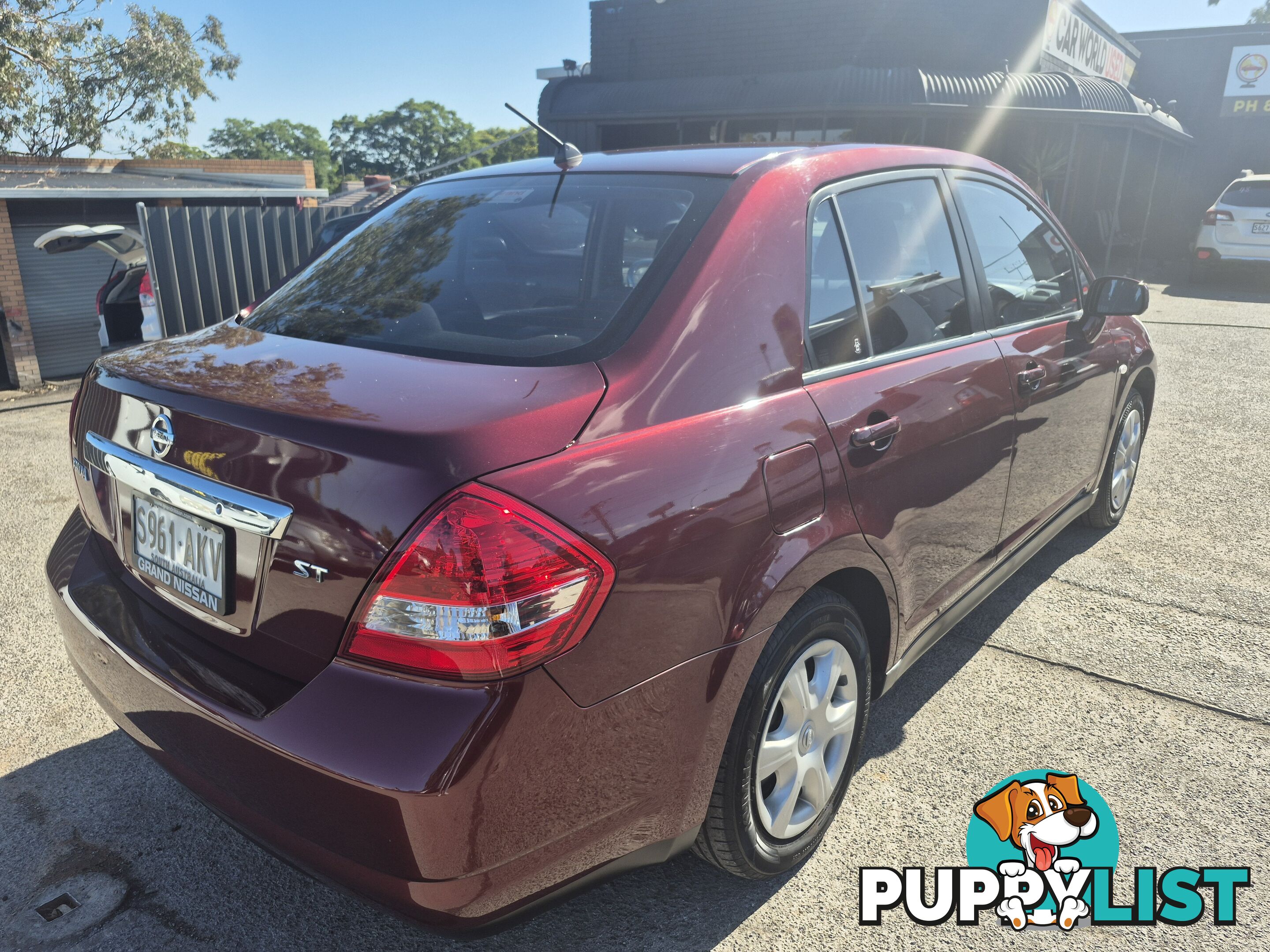 2011 Nissan Tiida ST Sedan Automatic