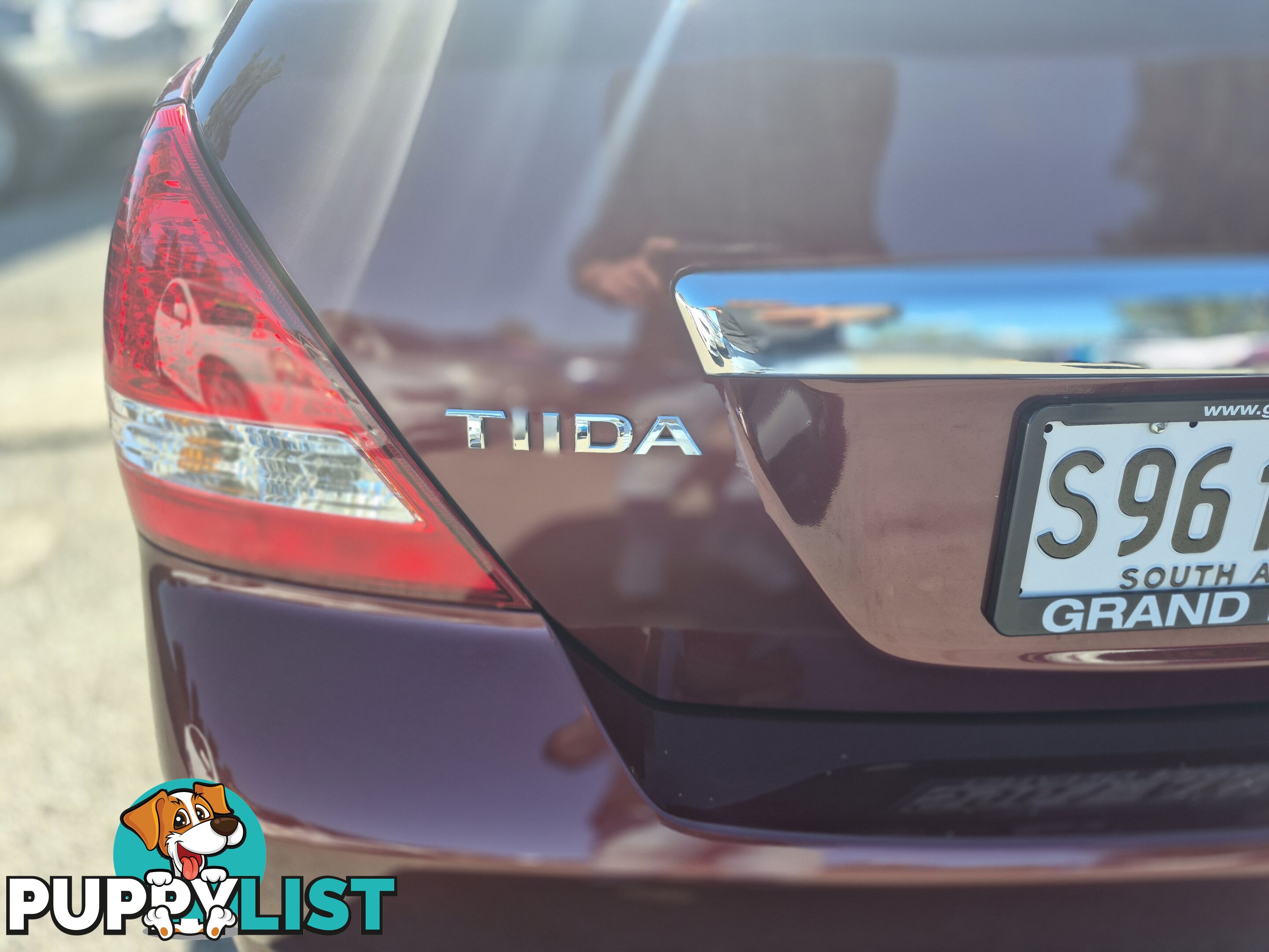2011 Nissan Tiida ST Sedan Automatic