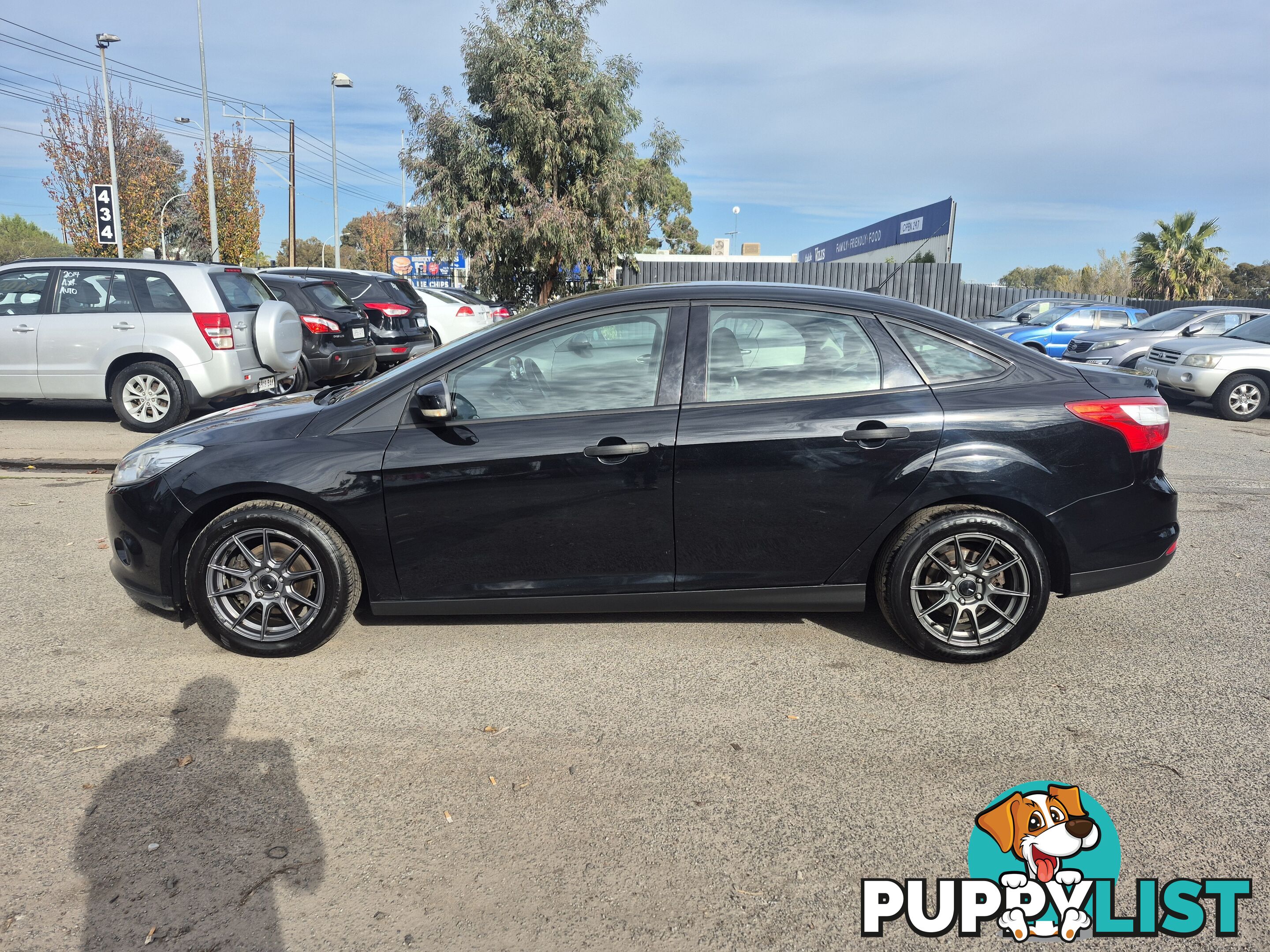 2012 Ford Focus TREND Sedan Automatic