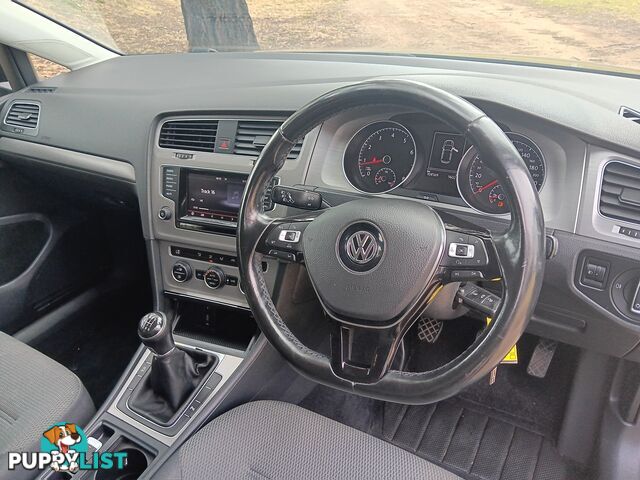 2015 Volkswagen Golf VII 90TSICOMFORTLINE Hatchback Manual