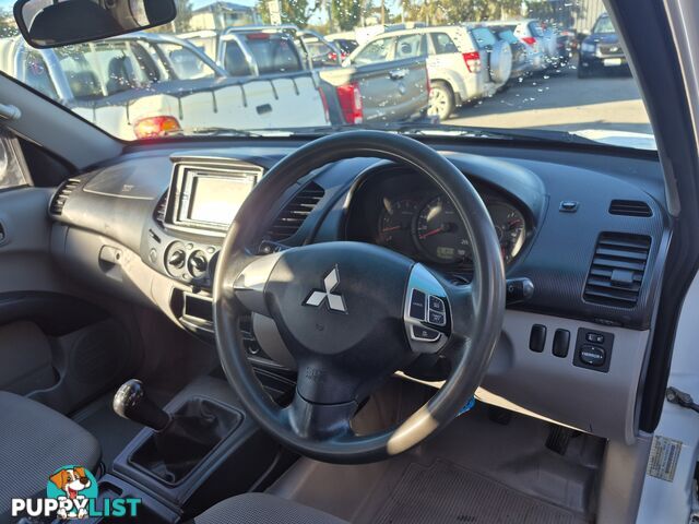 2011 Mitsubishi Triton MN GLX Ute Manual