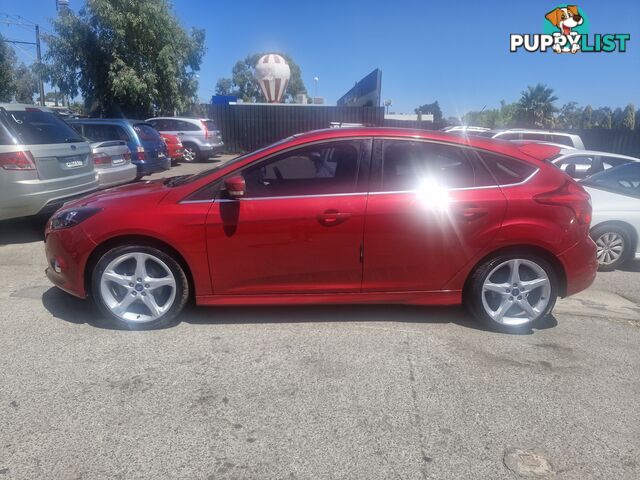 2012 Ford Focus LM TITANIUM Hatchback Automatic