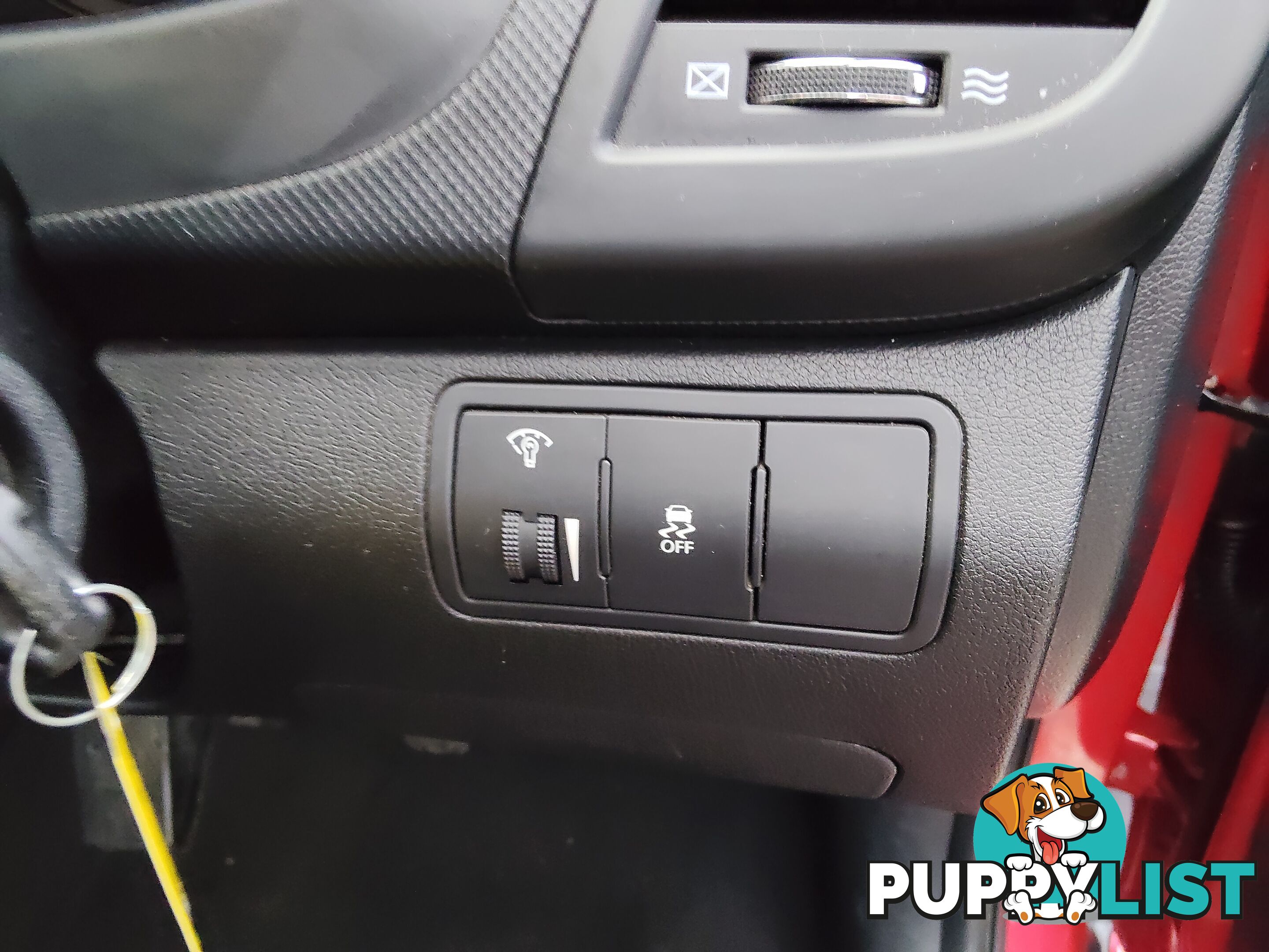 2013 Hyundai Accent ELITE Hatchback Manual