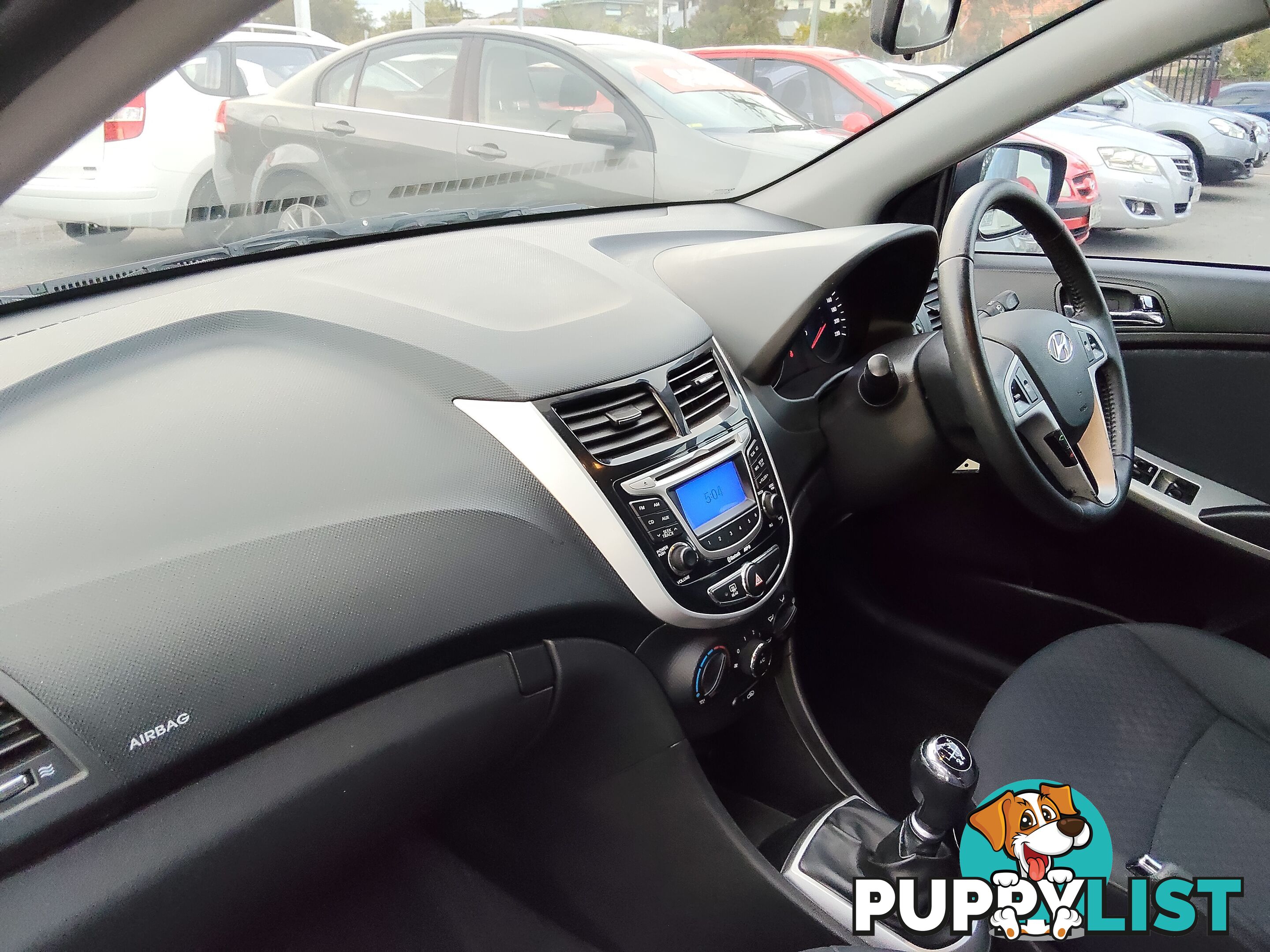 2013 Hyundai Accent ELITE Hatchback Manual