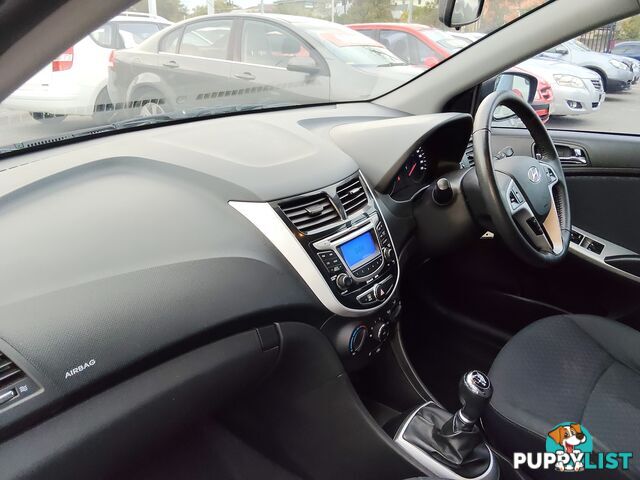 2013 Hyundai Accent ELITE Hatchback Manual