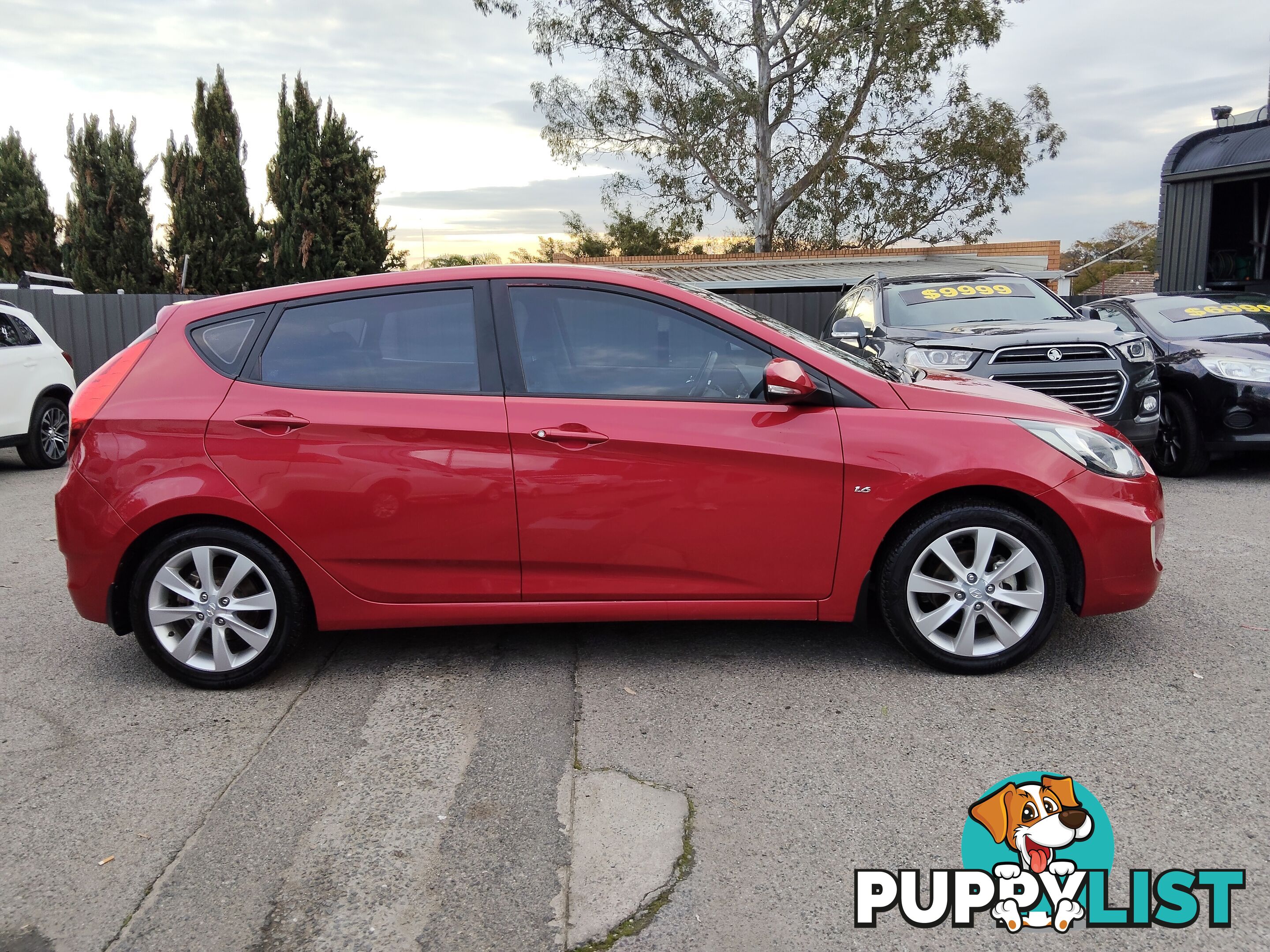 2013 Hyundai Accent ELITE Hatchback Manual
