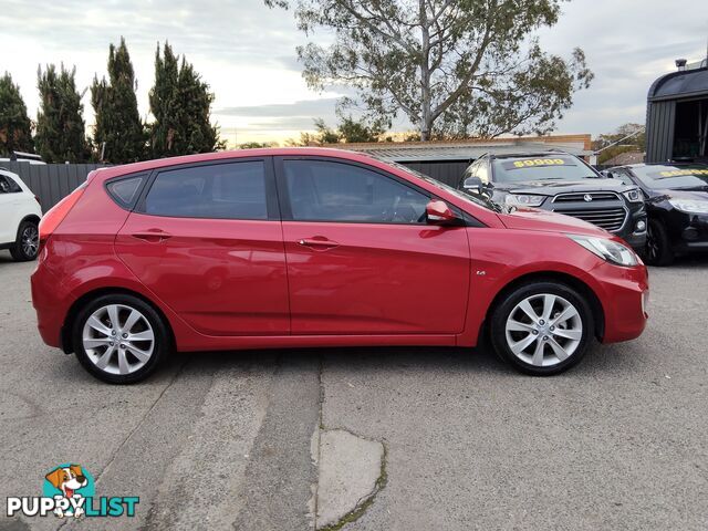 2013 Hyundai Accent ELITE Hatchback Manual