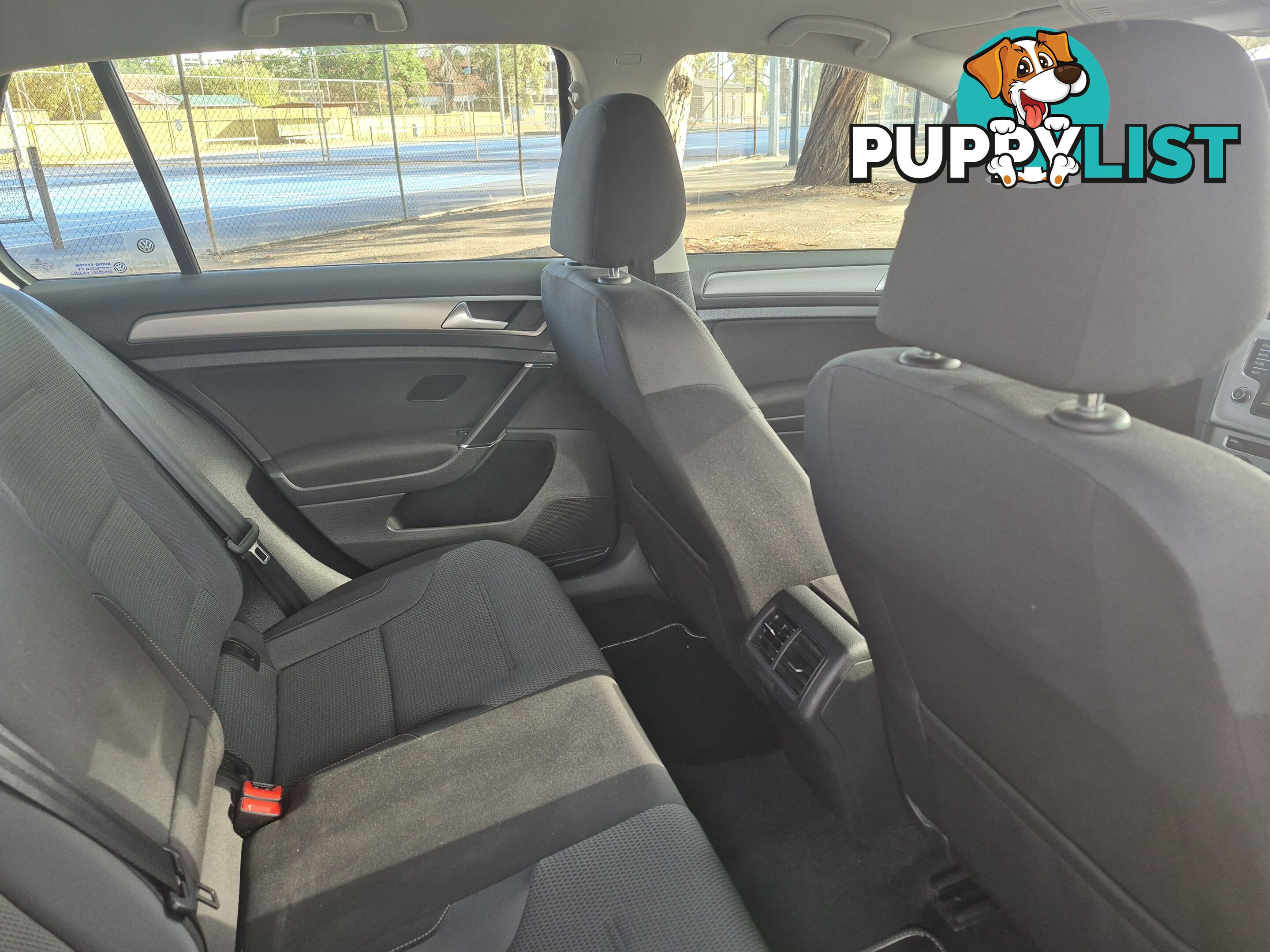 2014 Volkswagen Golf VII 90TSICOMFORTLINE Hatchback Automatic