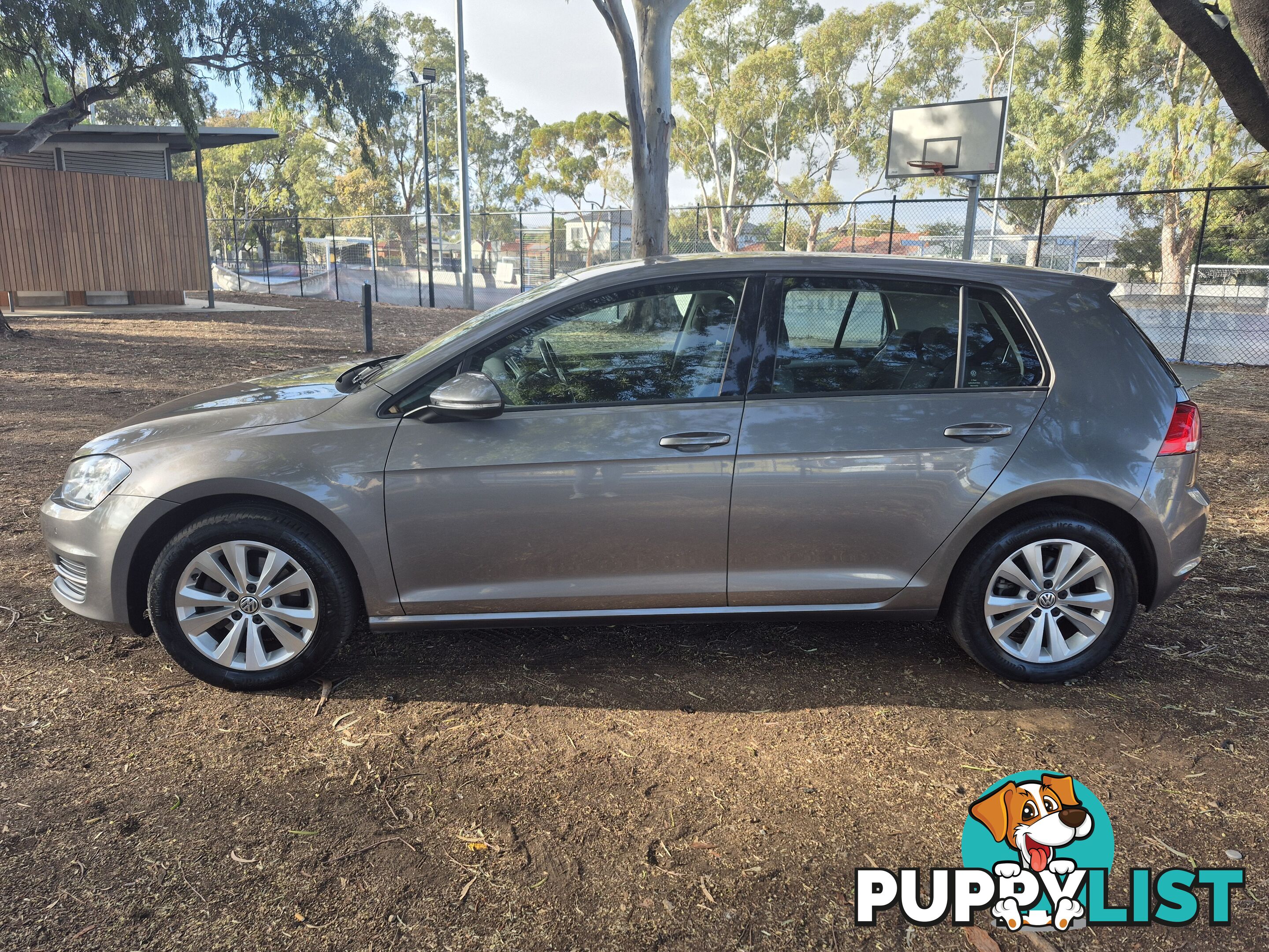 2014 Volkswagen Golf VII 90TSICOMFORTLINE Hatchback Automatic