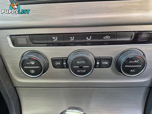 2014 Volkswagen Golf VII 90TSICOMFORTLINE Hatchback Automatic