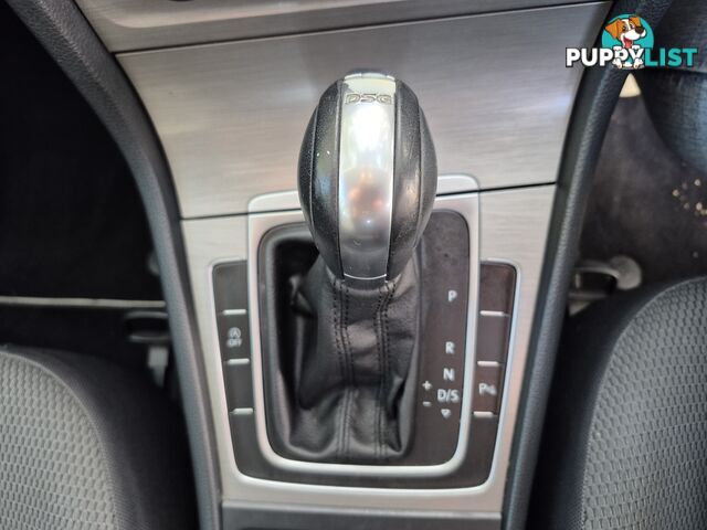 2014 Volkswagen Golf VII 90TSICOMFORTLINE Hatchback Automatic