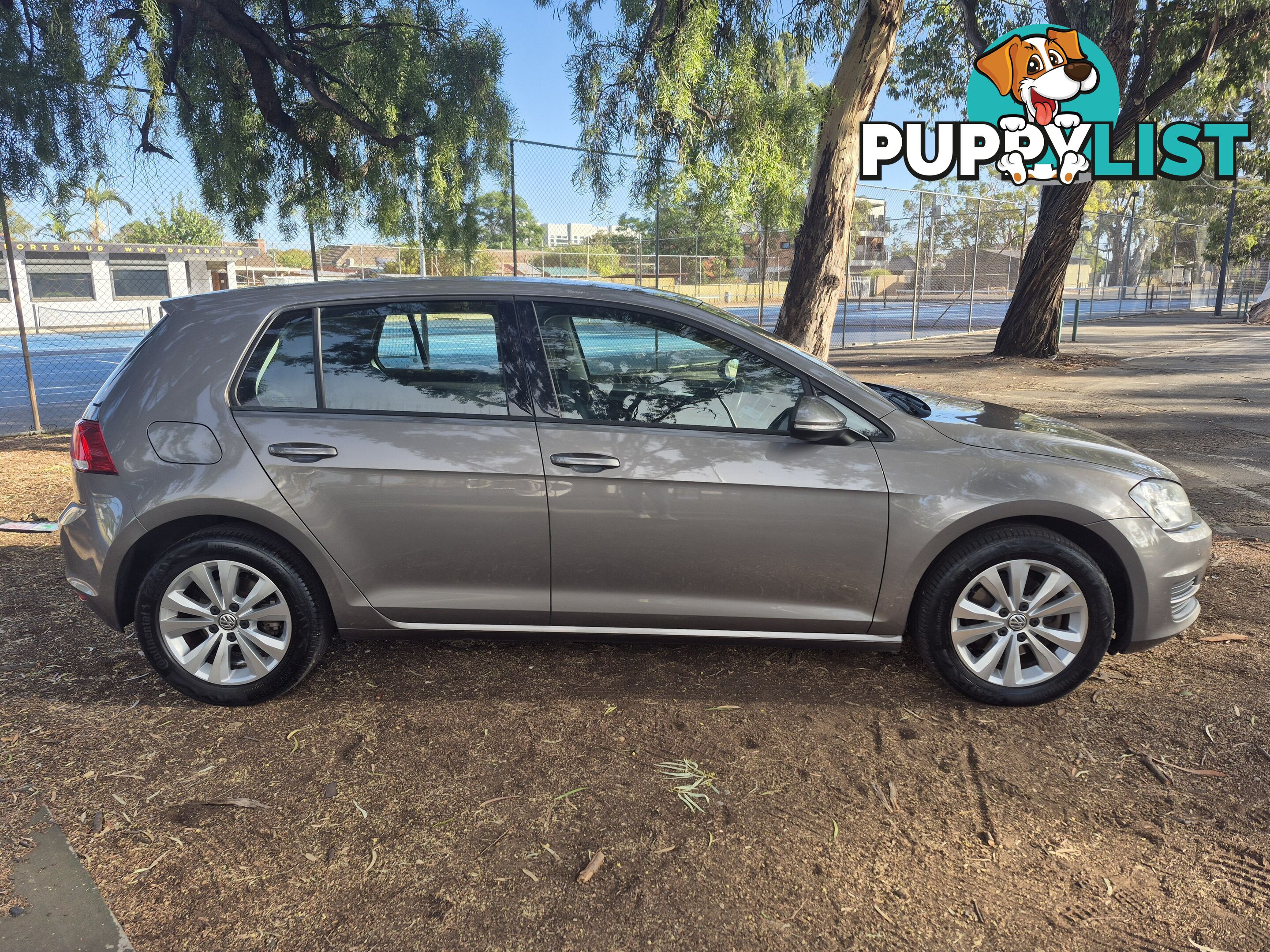 2014 Volkswagen Golf VII 90TSICOMFORTLINE Hatchback Automatic