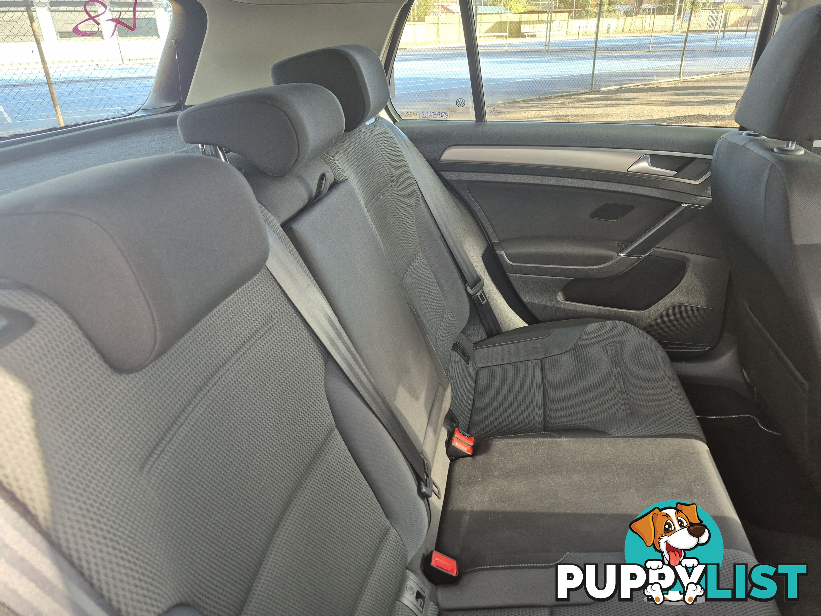 2014 Volkswagen Golf VII 90TSICOMFORTLINE Hatchback Automatic