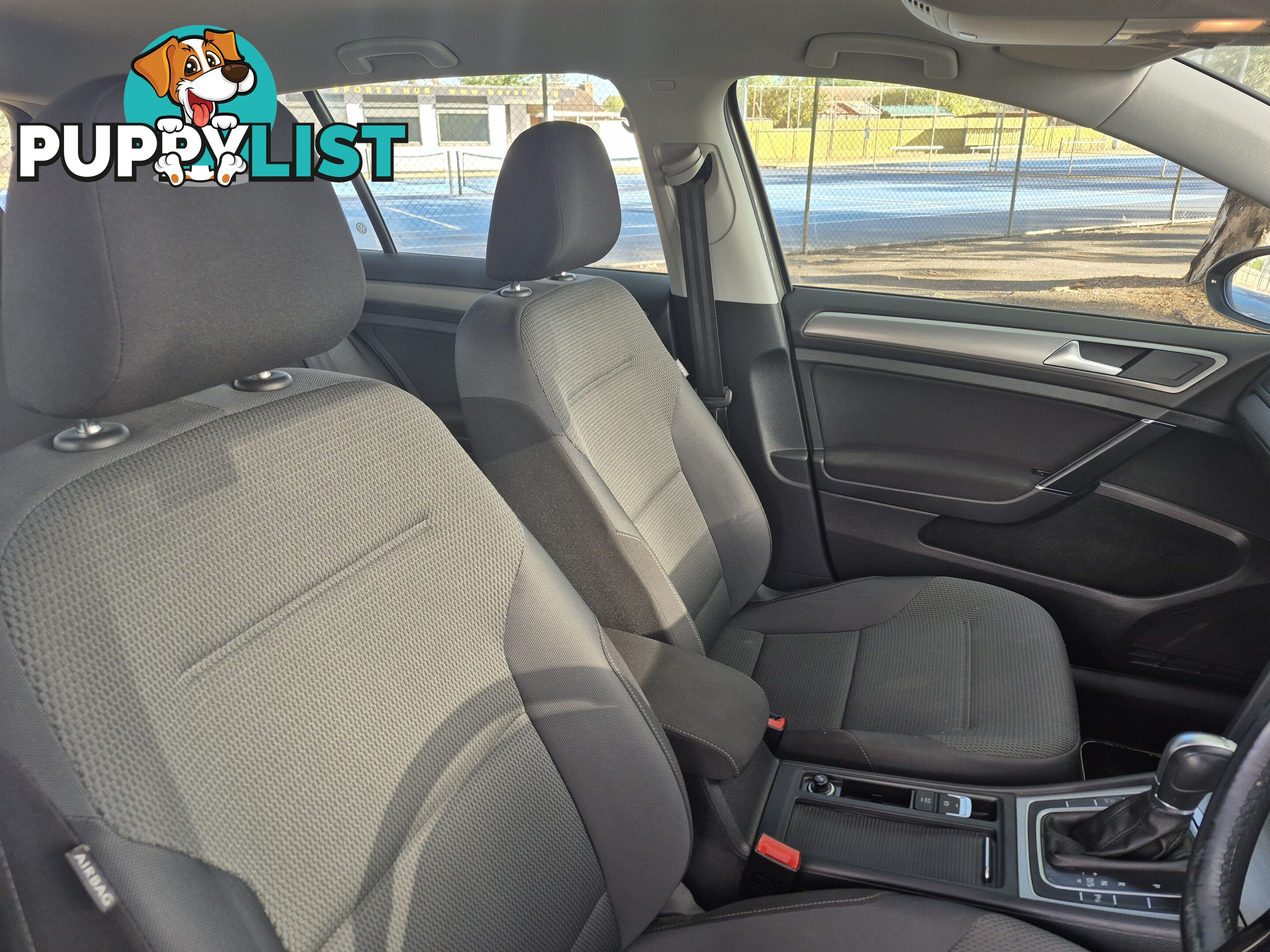 2014 Volkswagen Golf VII 90TSICOMFORTLINE Hatchback Automatic