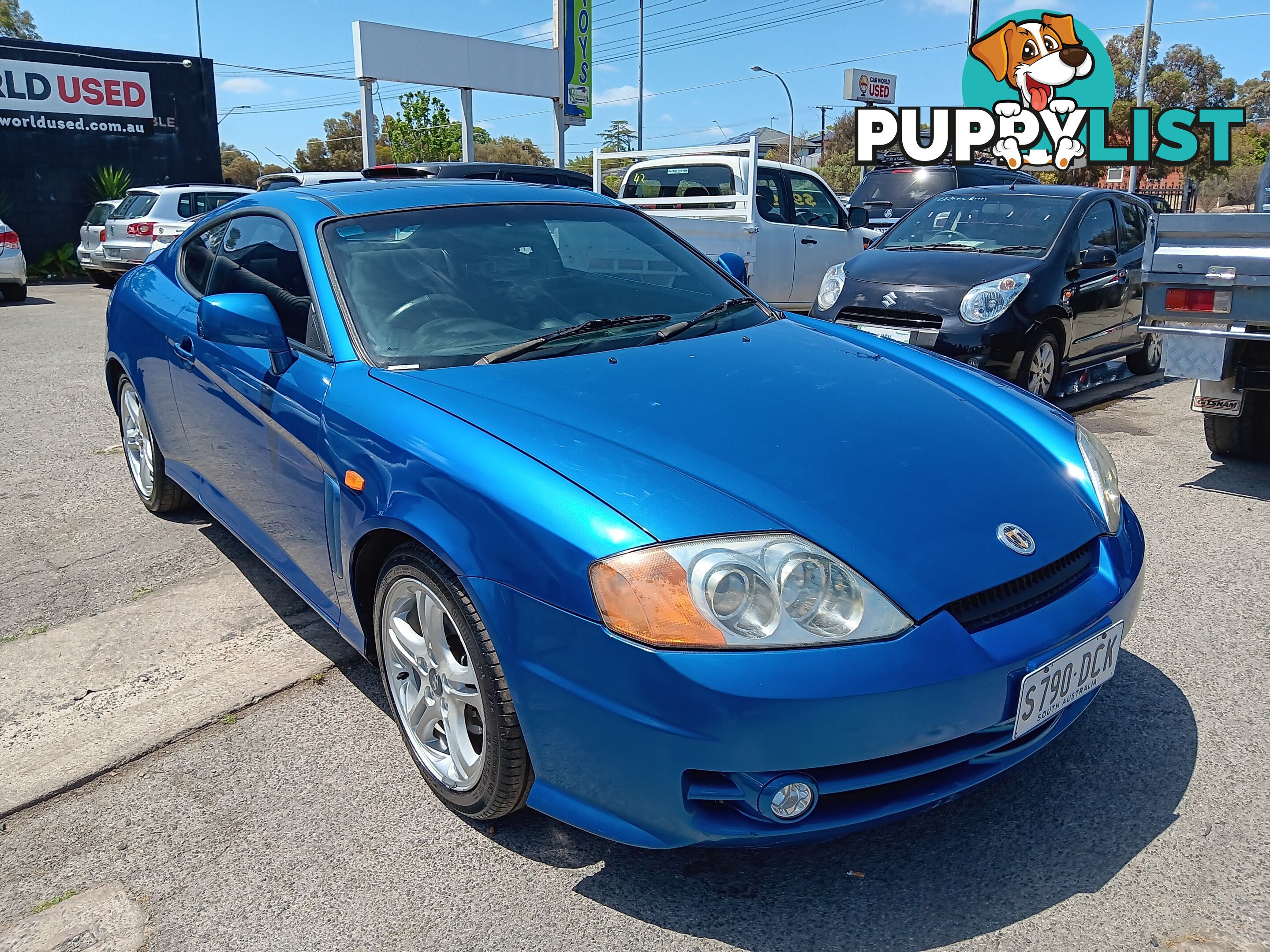 2004 Hyundai Tiburon V6 Coupe Manual