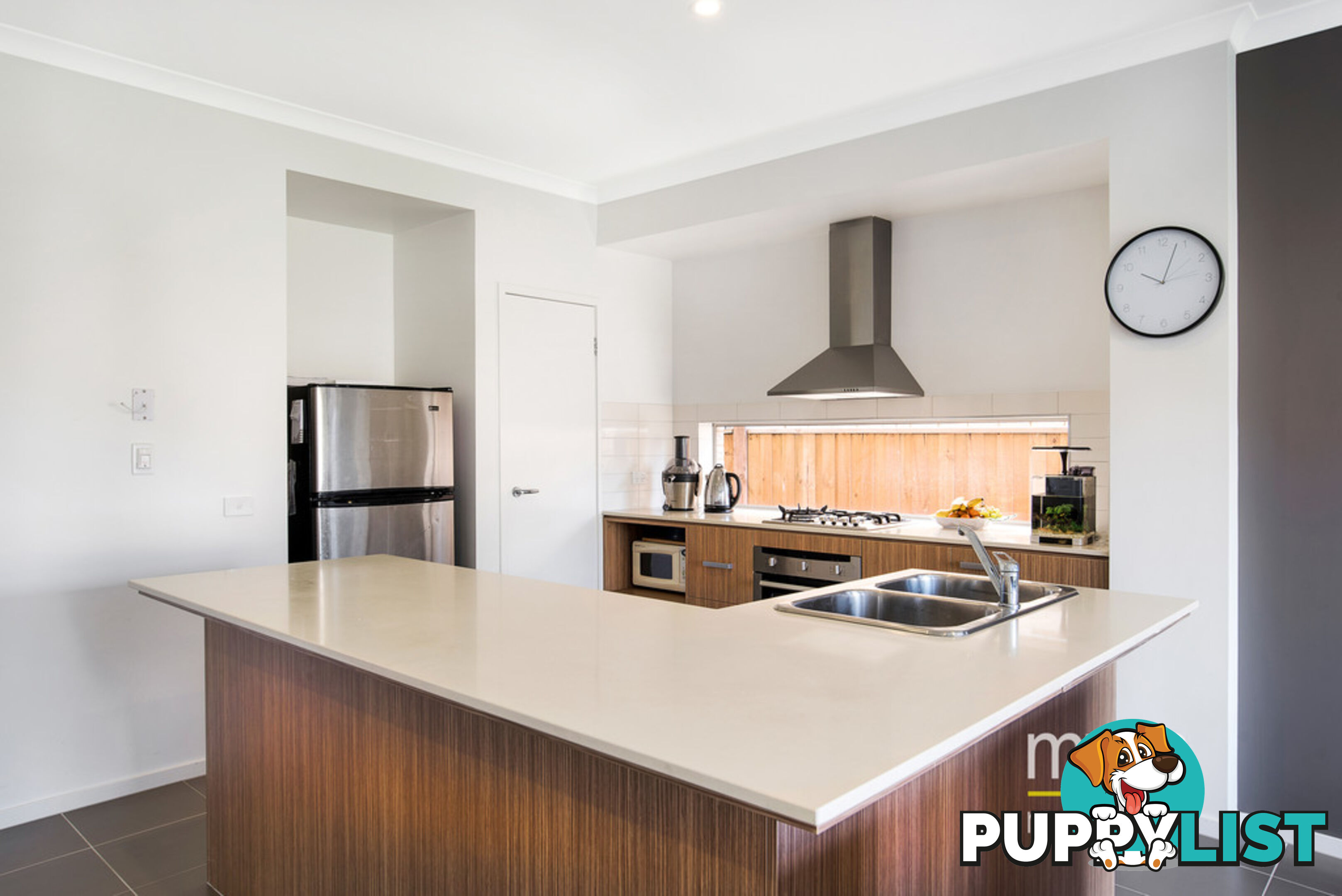 9 Broadbeach Circuit POINT COOK VIC 3030