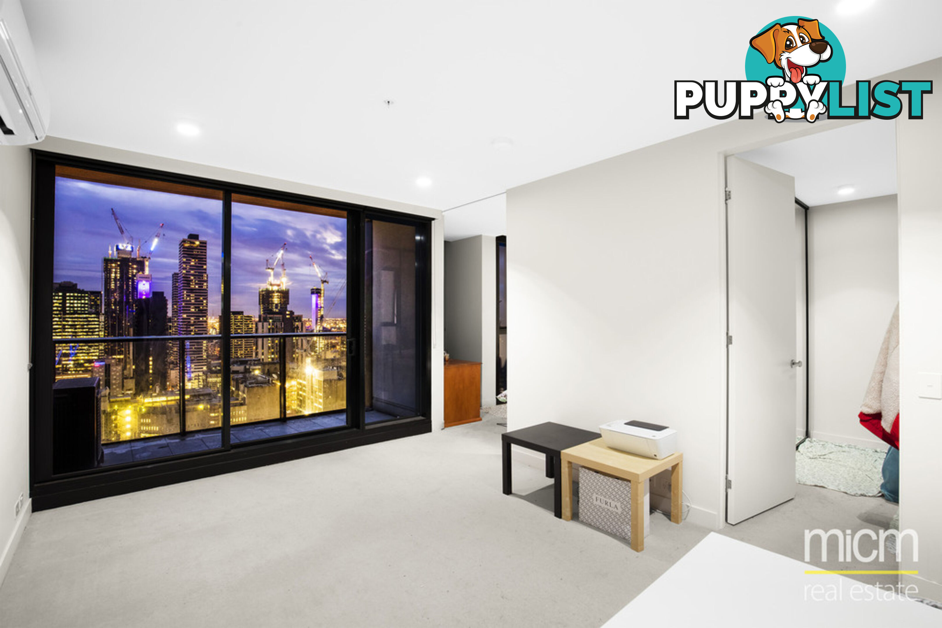 2309/33 Mackenzie Street MELBOURNE VIC 3000