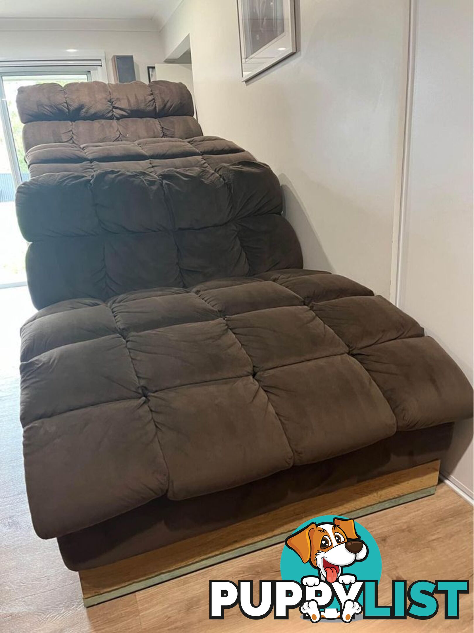 2 x Hustler Chaise lounges