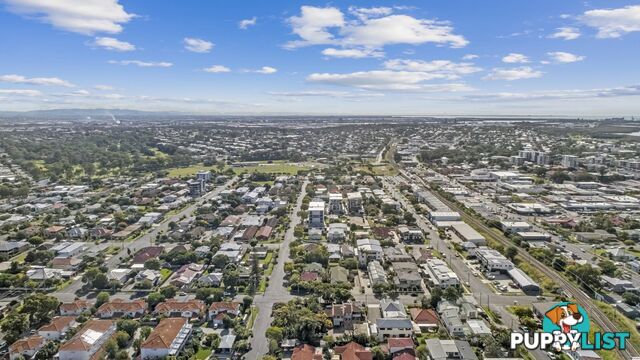 3 160 Pine Street Wynnum qld 4178