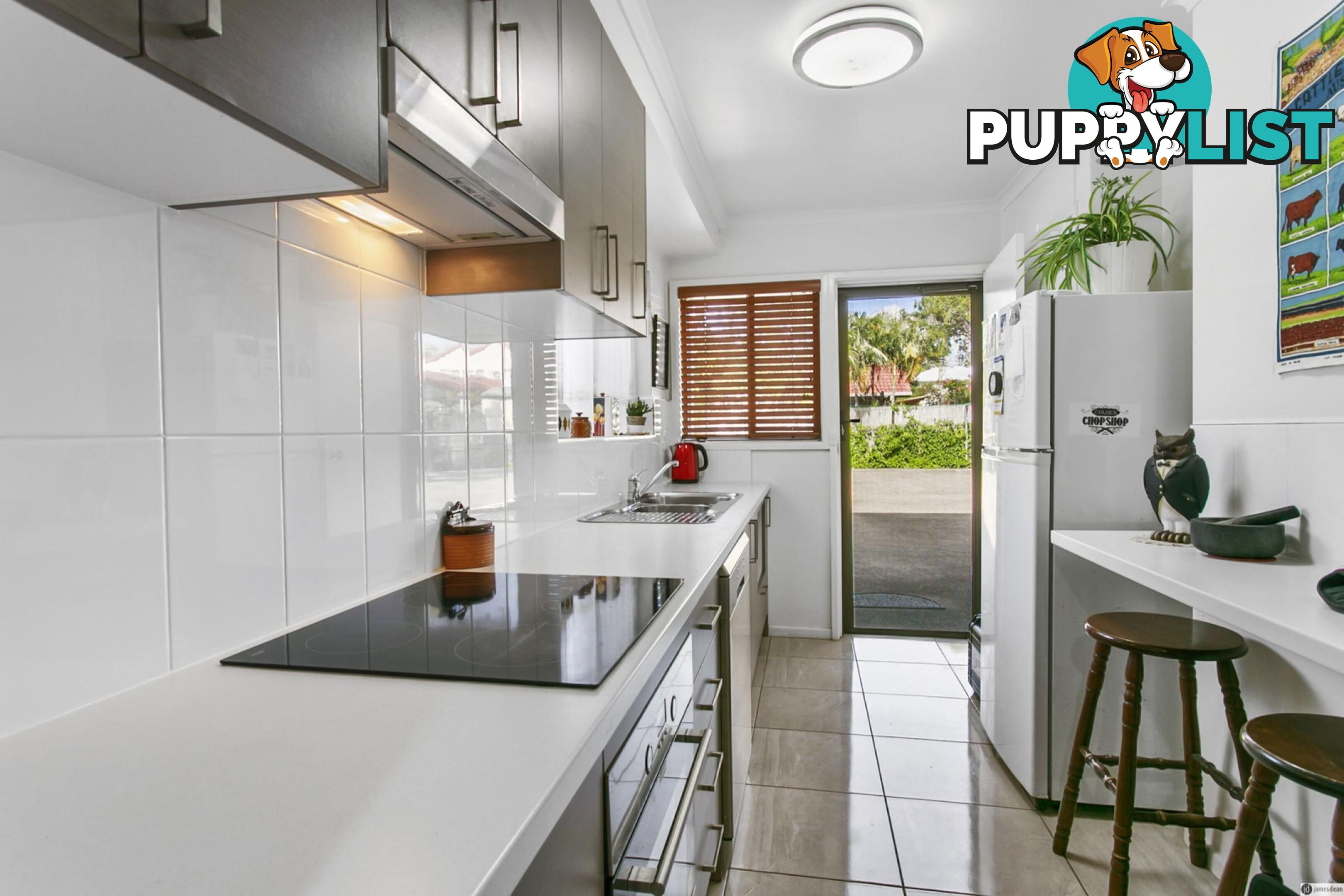 3 160 Pine Street Wynnum qld 4178