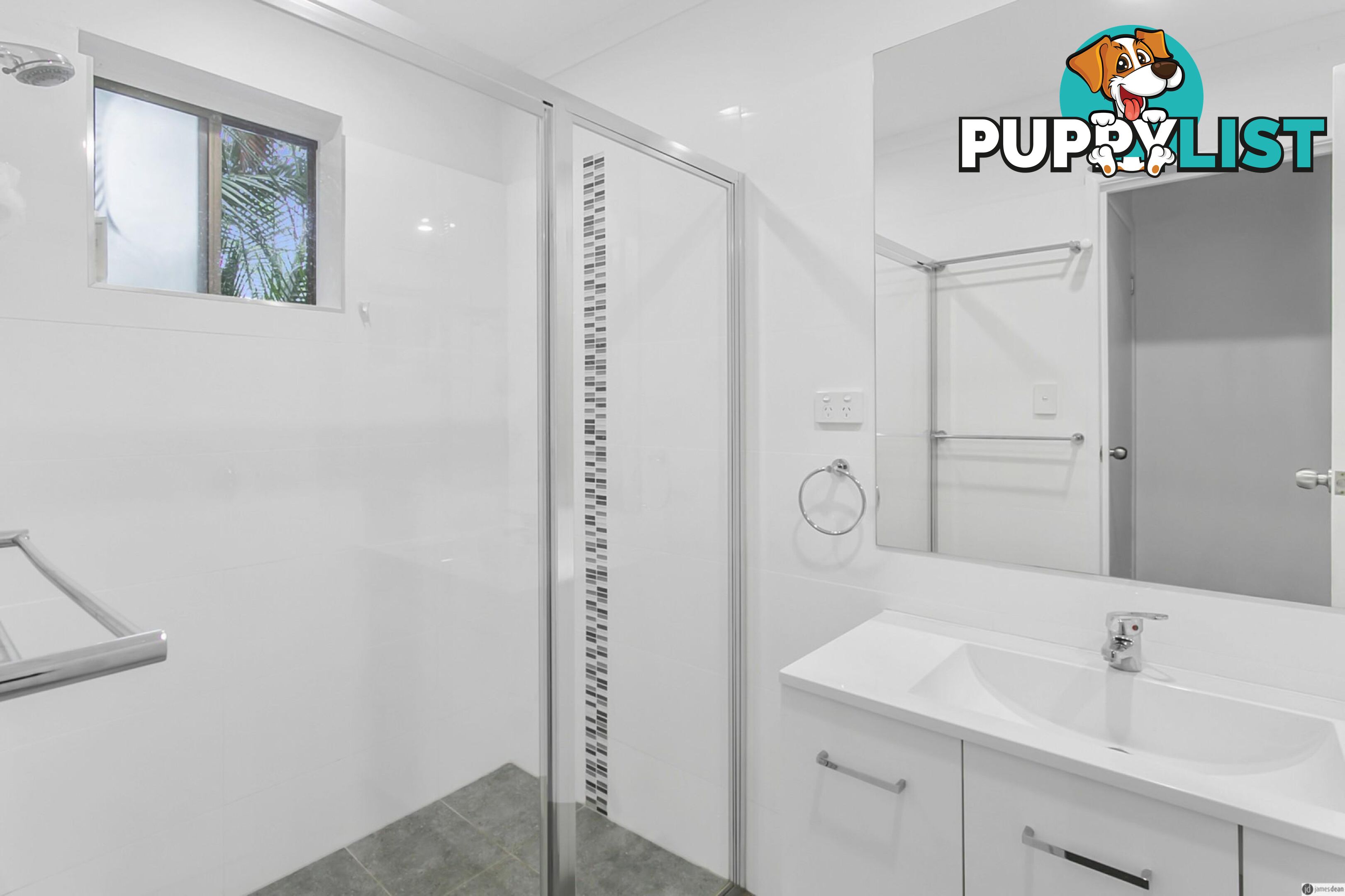 4 160 Pine Street Wynnum qld 4178