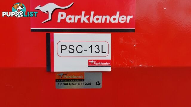 Parklander 13 HP Chipper & Shredder - AS NEW!