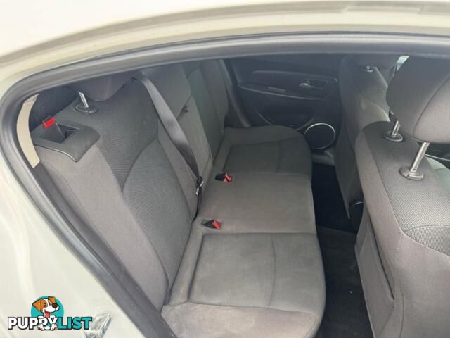 2016 HOLDEN CRUZE JH SERIES II EQUIPE SEDAN 4DR SPTS AUTO 6SP 1.8I SEDAN