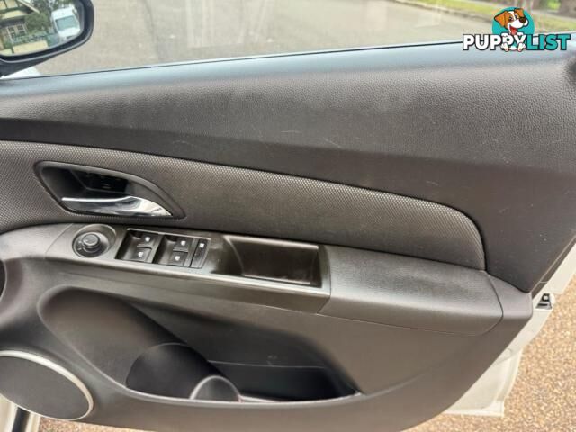 2016 HOLDEN CRUZE JH SERIES II EQUIPE SEDAN 4DR SPTS AUTO 6SP 1.8I SEDAN