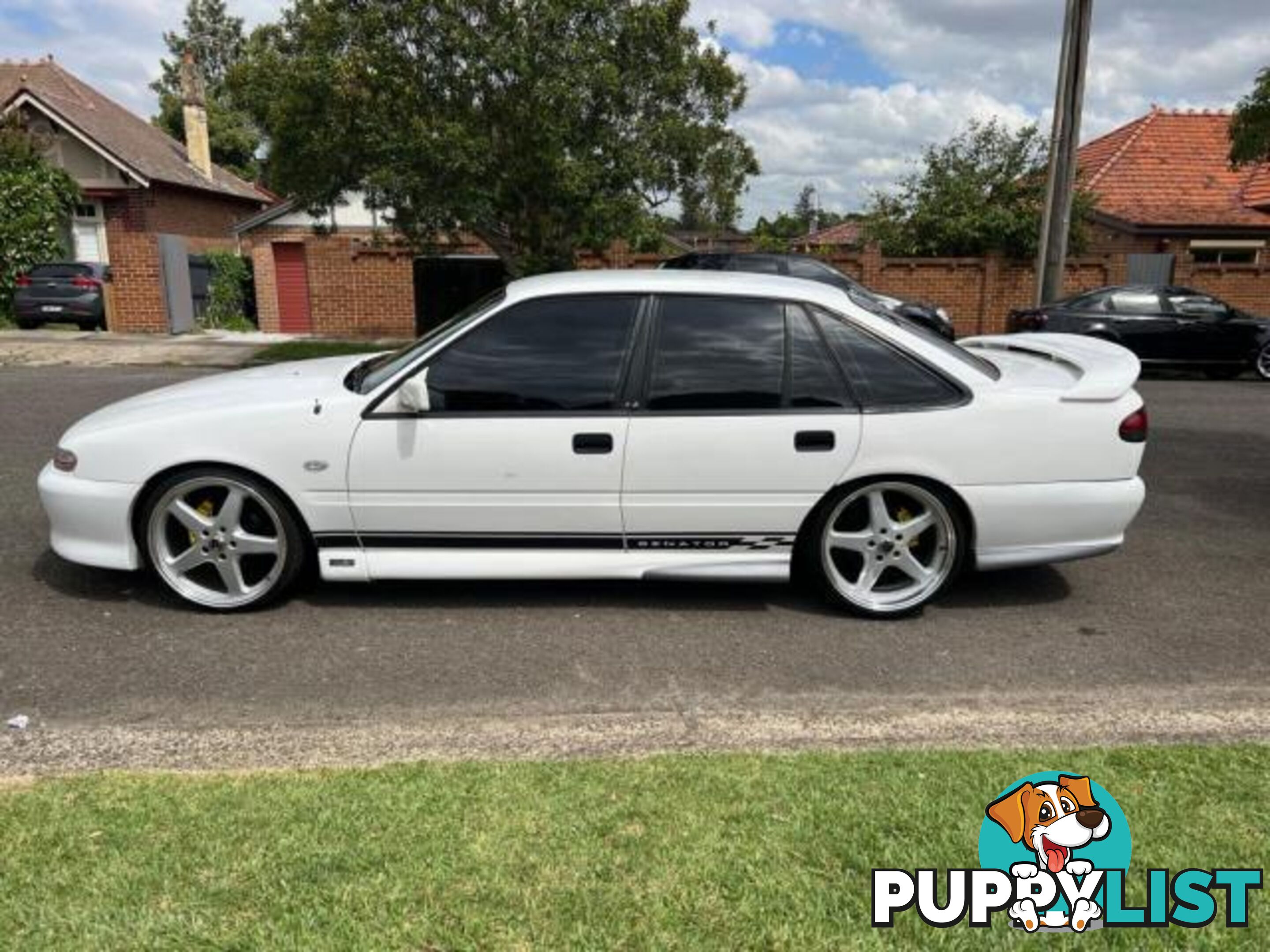 1995 HOLDEN-SPECIAL-VEHICLES SENATOR VS 185I SEDAN 4DR AUTO 4SP 5.0I SEDAN