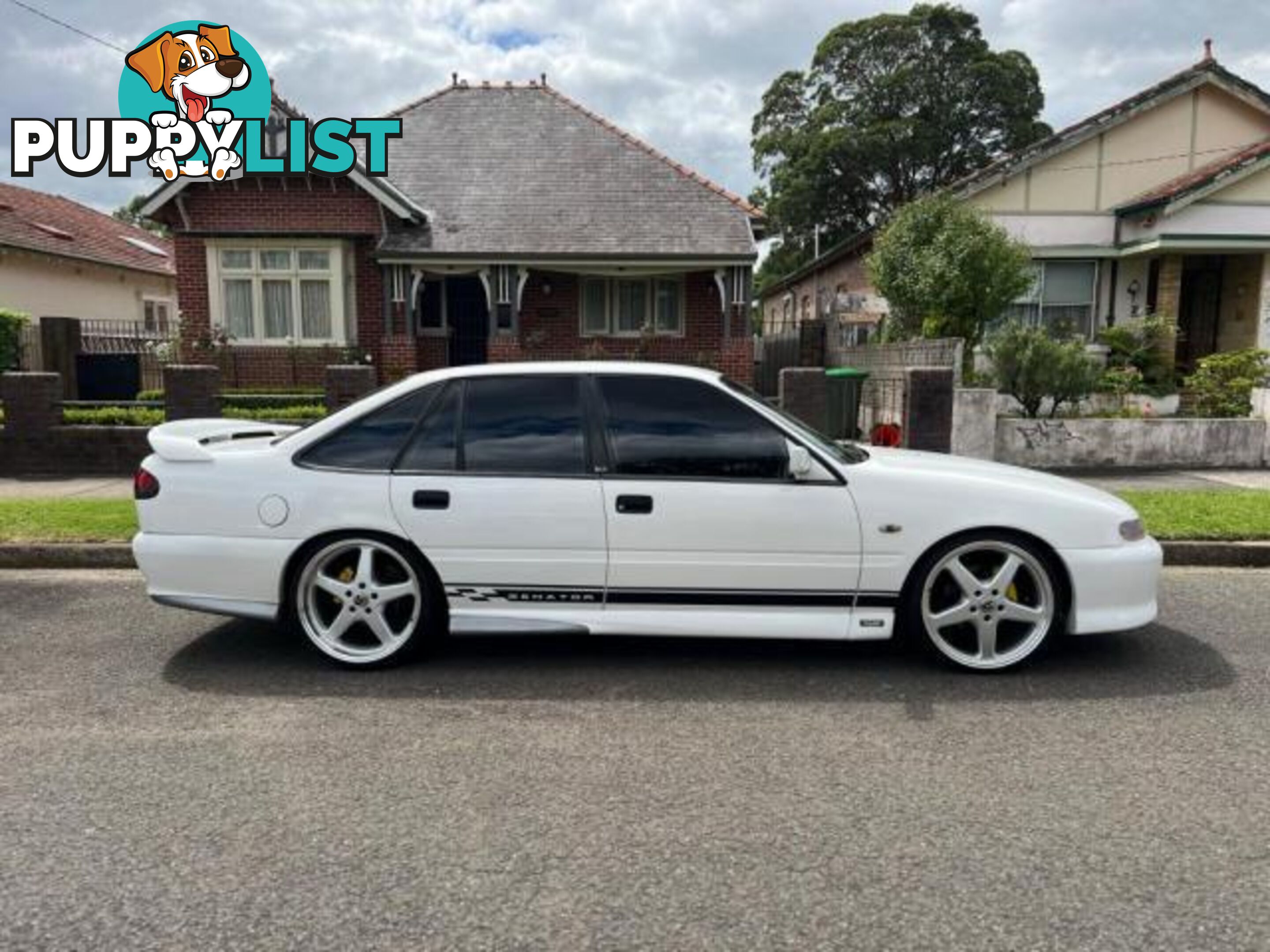 1995 HOLDEN-SPECIAL-VEHICLES SENATOR VS 185I SEDAN 4DR AUTO 4SP 5.0I SEDAN