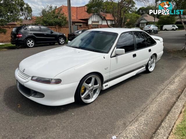 1995 HOLDEN-SPECIAL-VEHICLES SENATOR VS 185I SEDAN 4DR AUTO 4SP 5.0I SEDAN