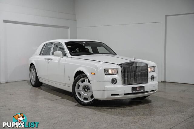 2004 ROLLS-ROYCE PHANTOM   4D SEDAN