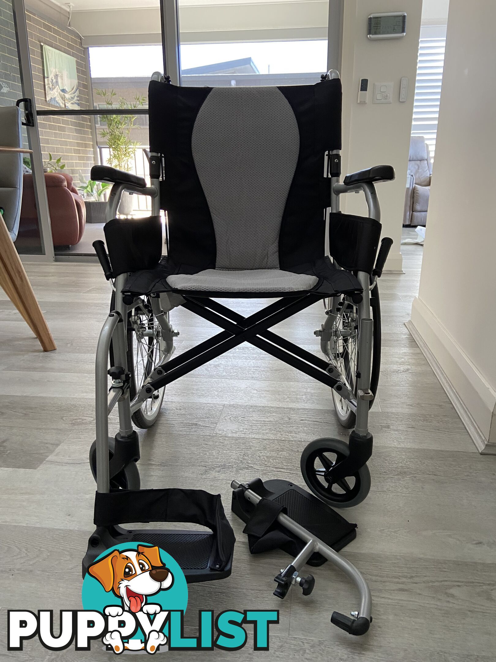 Wheelchair folding lightweight Karma 2512 Self propelled like new