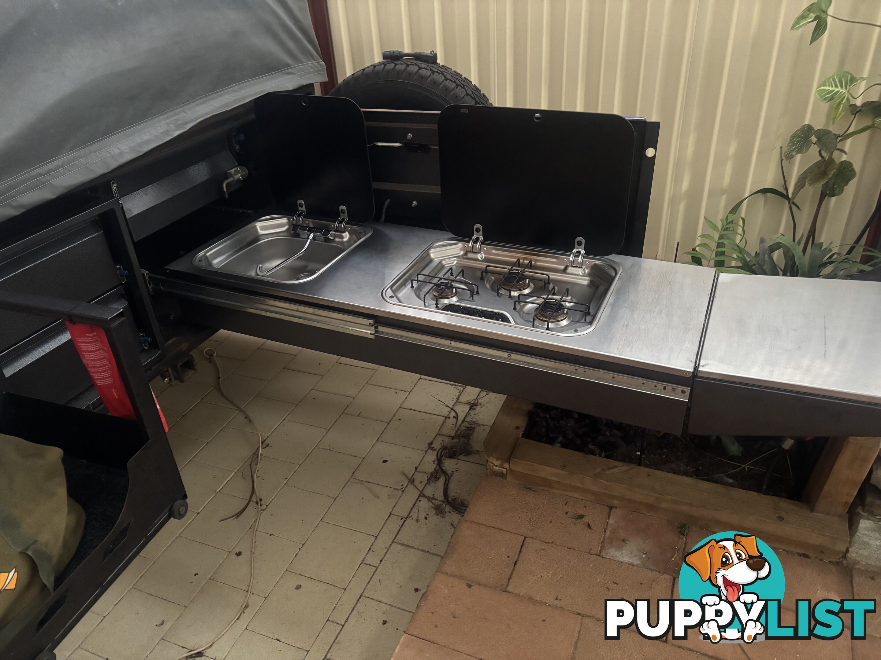 2015 Leisure Matters Camper Trailer