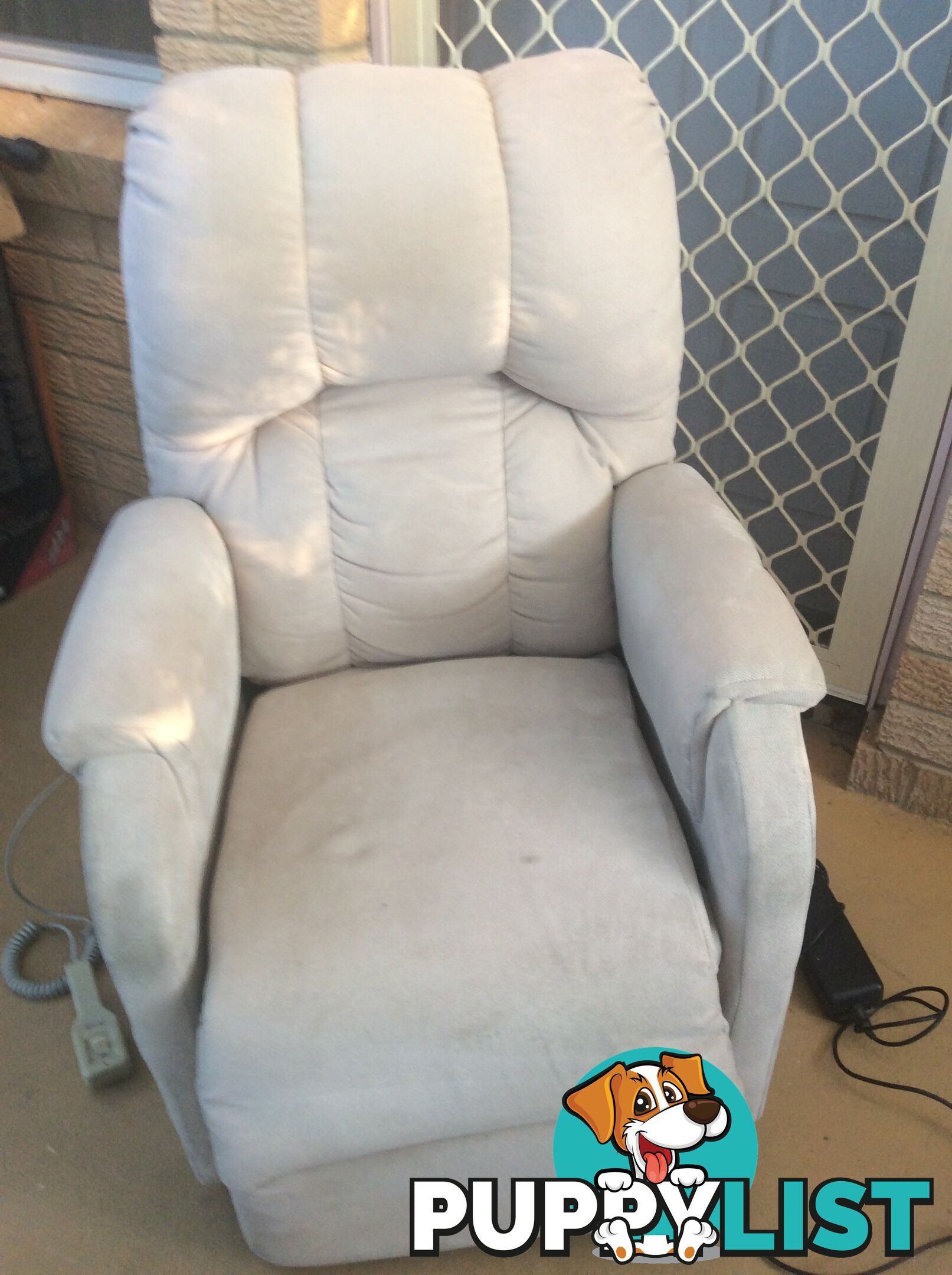 PRIDE RECLINER CHAIR