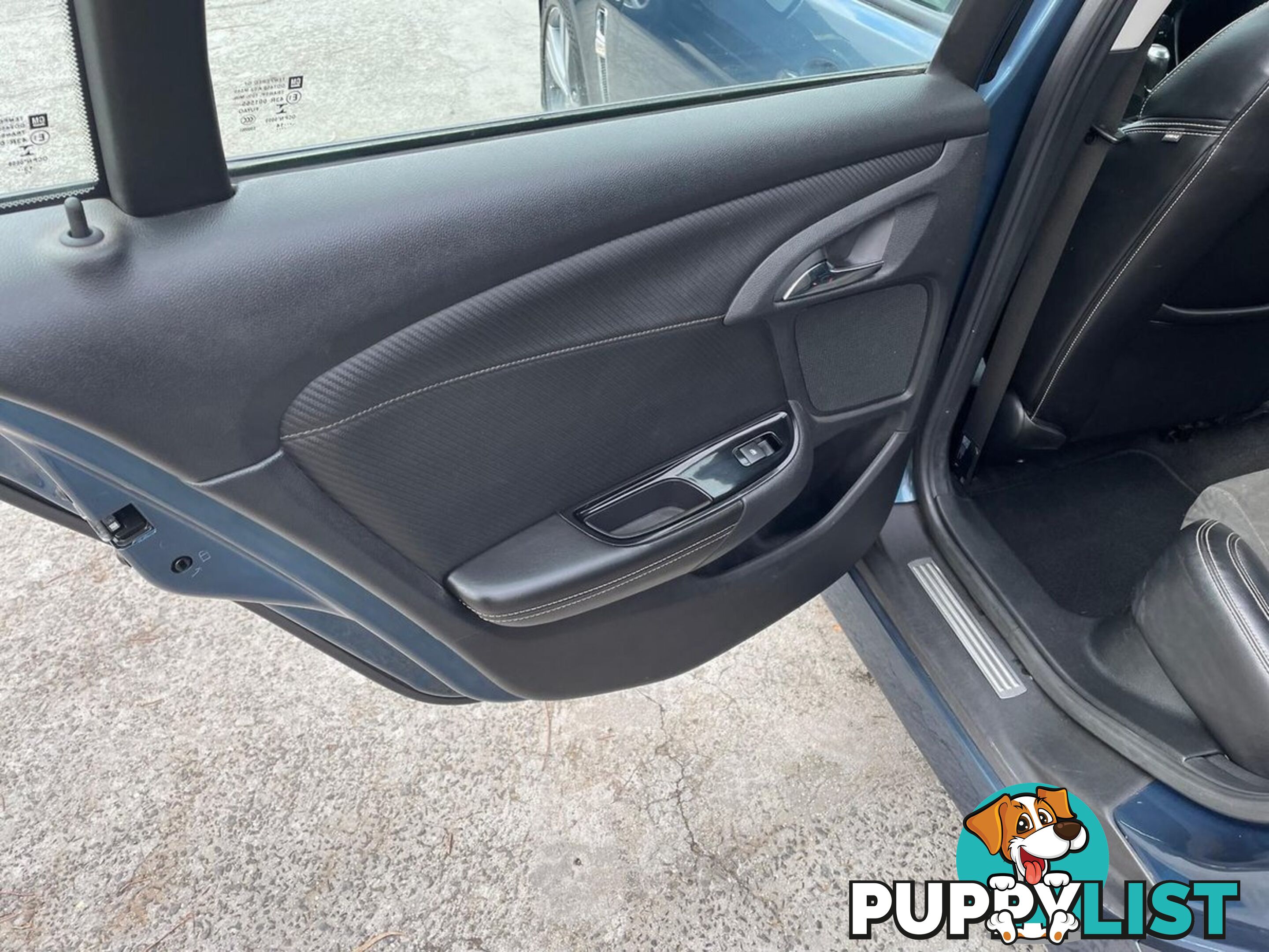 2014 HOLDEN COMMODORE SV6 VF MY14 SEDAN