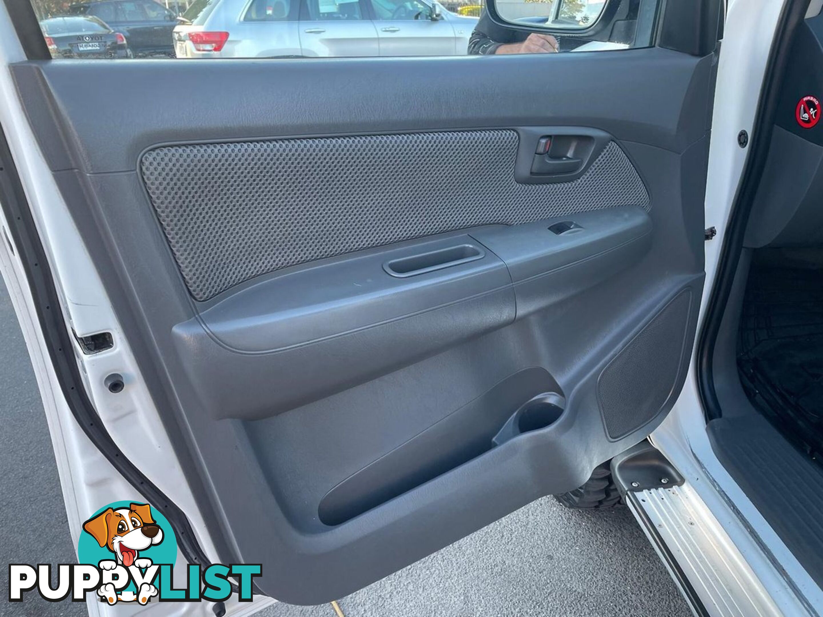 2011 TOYOTA HILUX SR KUN26R MY12 4X4 DUAL CAB UTILITY