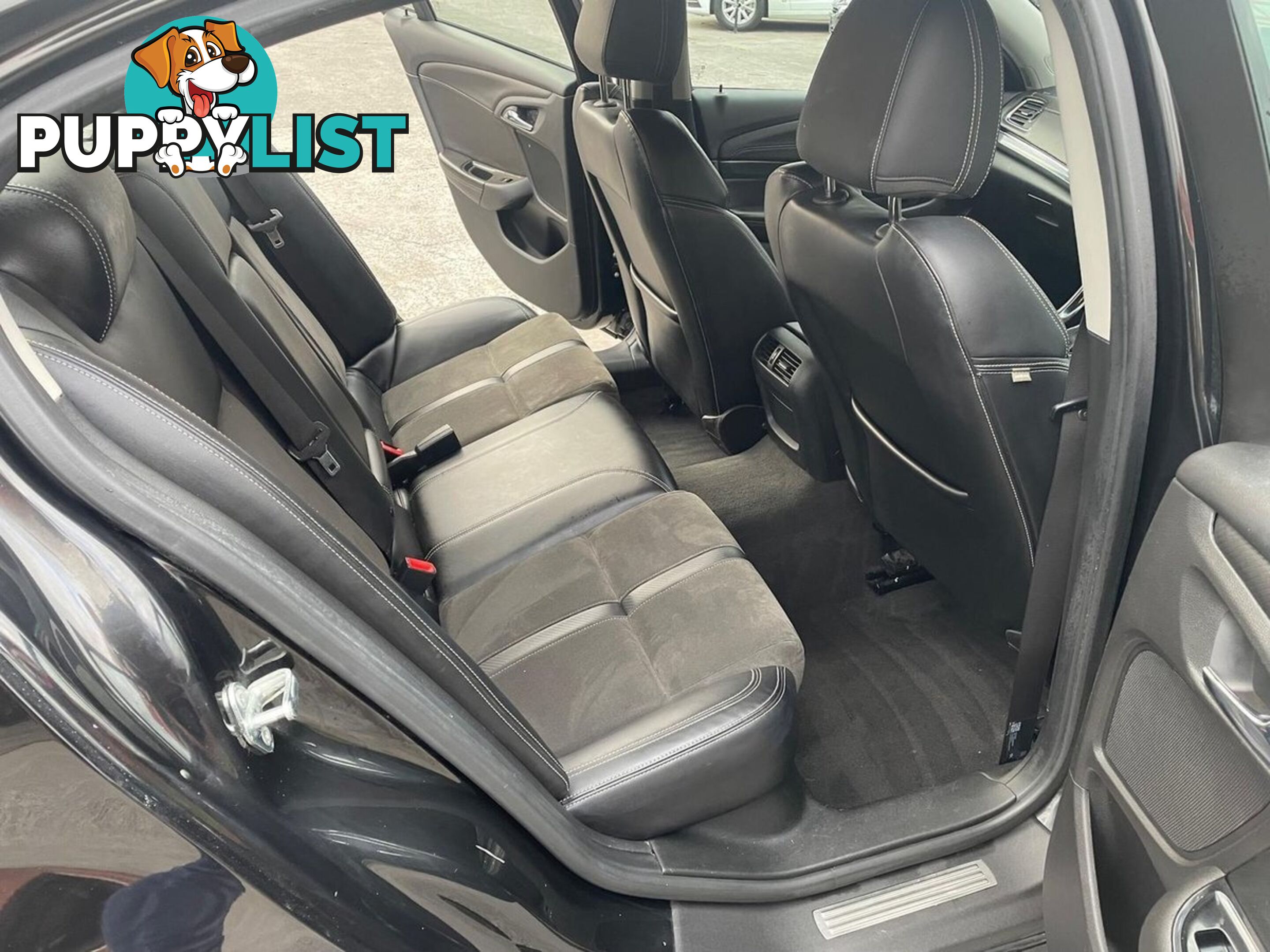 2014 HOLDEN COMMODORE SV6 VF MY15 SEDAN