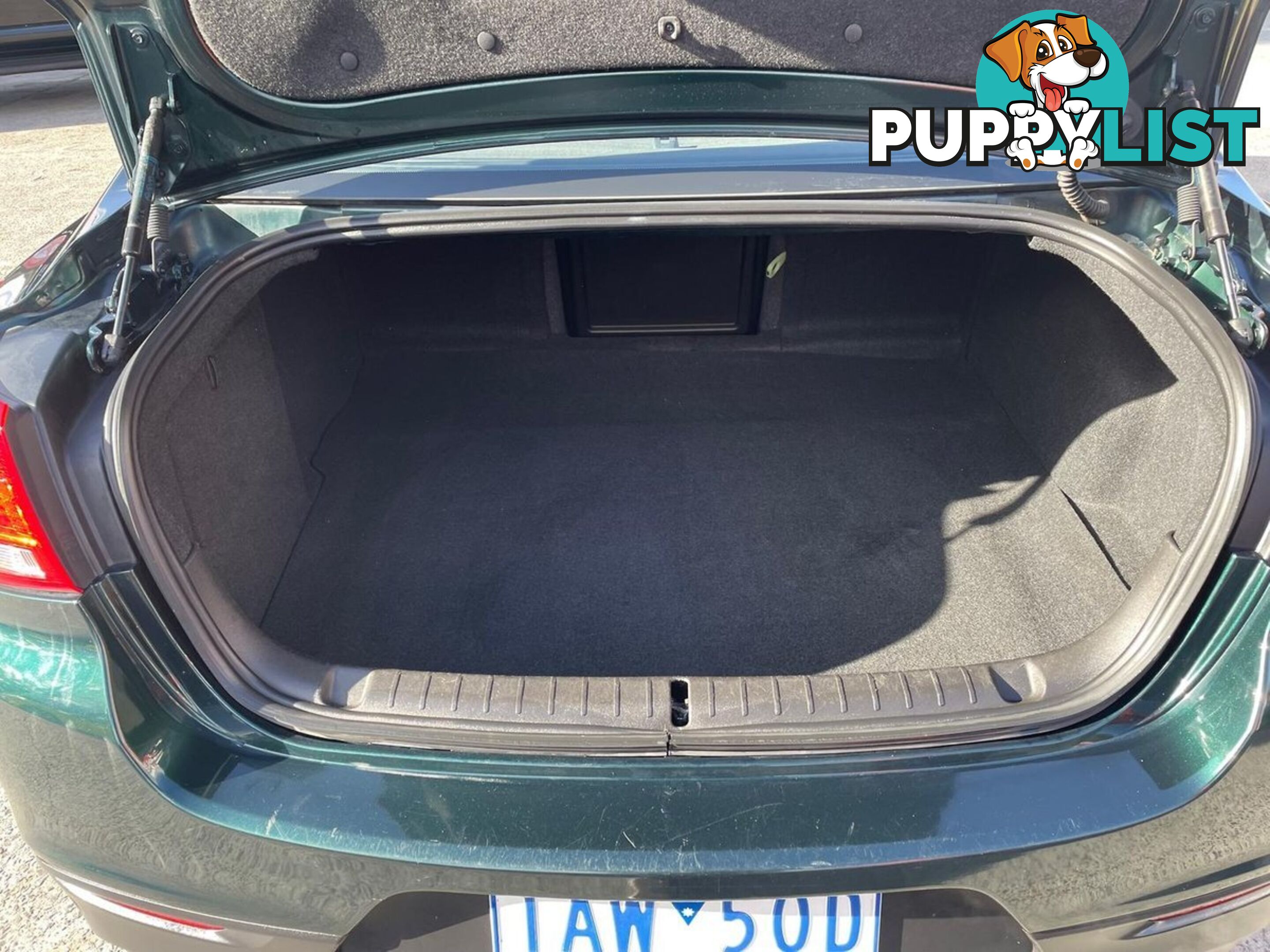 2013 HOLDEN COMMODORE SV6 VF MY14 SEDAN