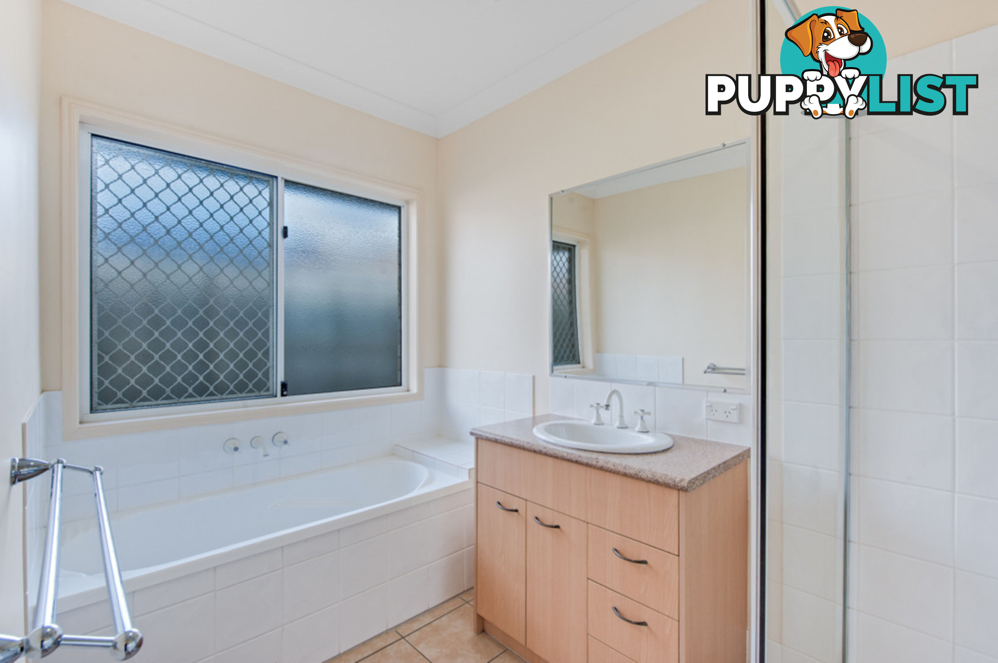 11 Summerhill Street VICTORIA POINT QLD 4165