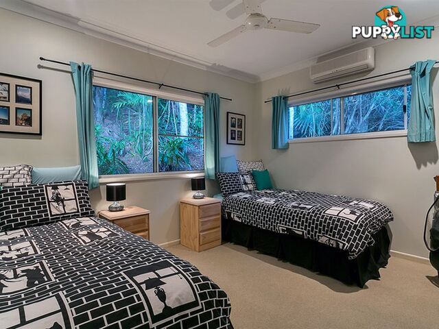 33 Lookout Terrace TRINITY BEACH QLD 4879