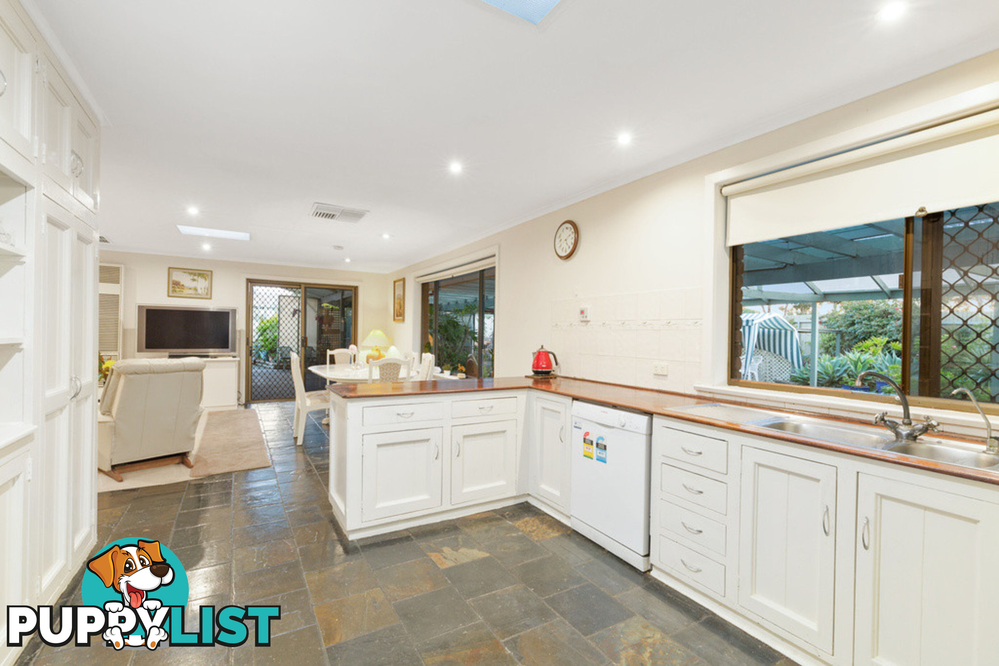 46 Caswell Drive HALLETT COVE SA 5158