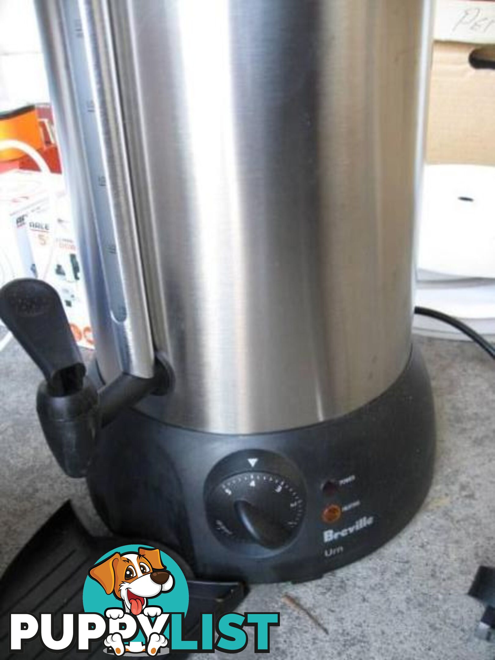 Breville - URN6 - 6 Litre Urn new RRP $169 used just a few time