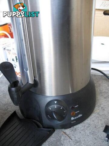 Breville - URN6 - 6 Litre Urn new RRP $169 used just a few time