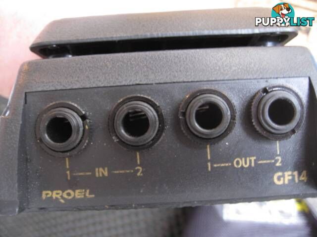 PROTEL VOLUME PEDAL 4 JACKS 2 IN 2 OUT