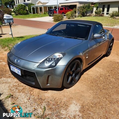 2005 Nissan 350Z Convertible Manual
