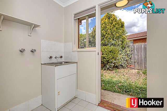 2 Lorne Place PALMERSTON ACT 2913